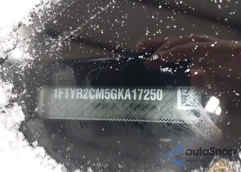 2016 Ford Transit-250 z USA, uszkodzony, nr VIN 1FTYR2CM5GKA17250